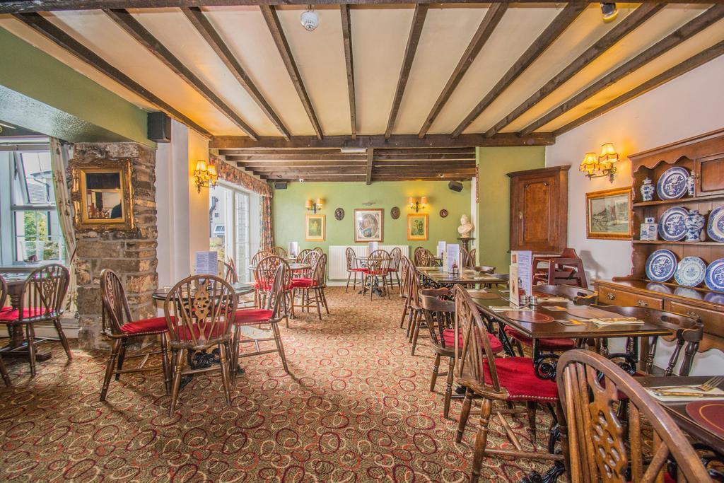 Victoria Inn Cowbridge Buitenkant foto