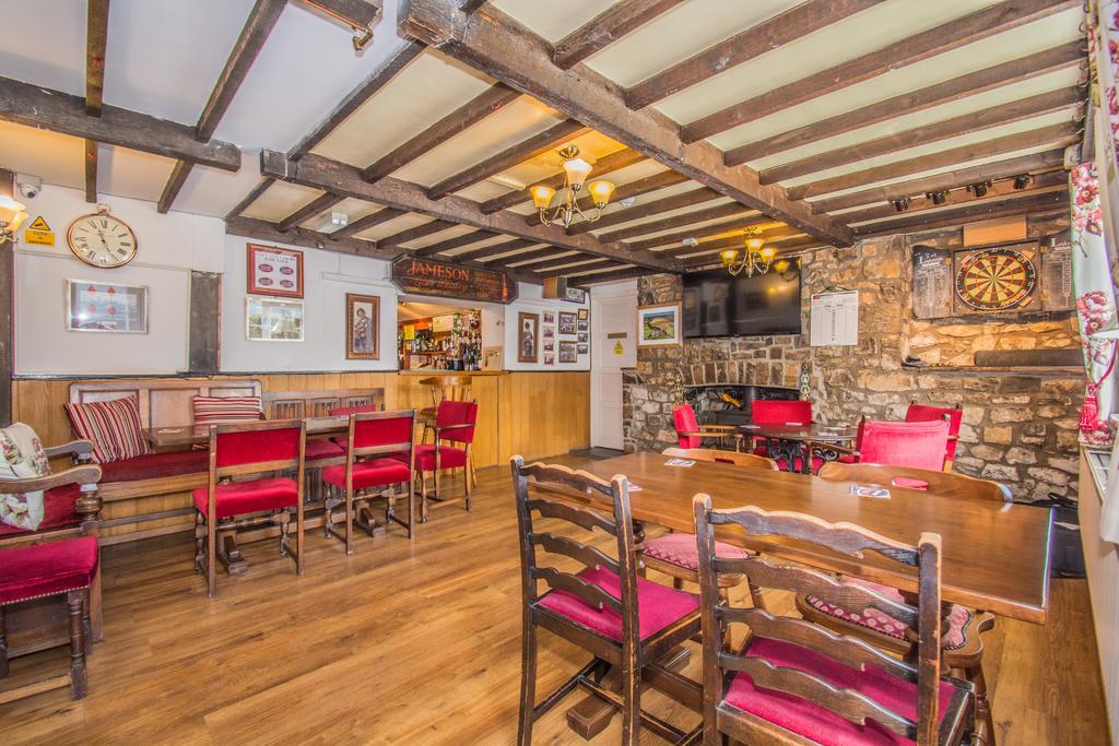 Victoria Inn Cowbridge Buitenkant foto